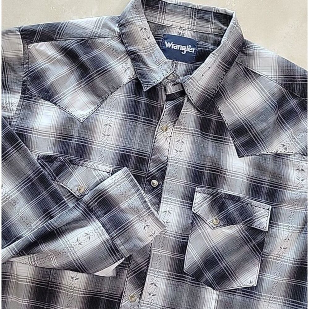 Wrangler pearl Snap‎ mens long sleeve black white rodeo cowboy pockets